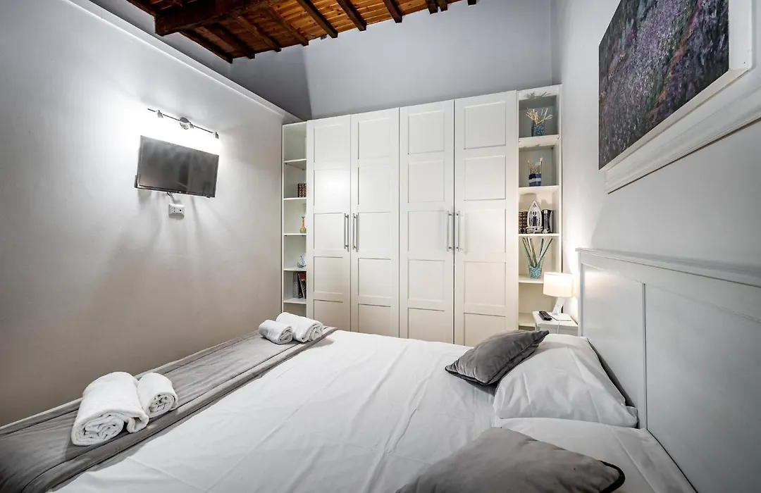 Roommo Beccaria-1
